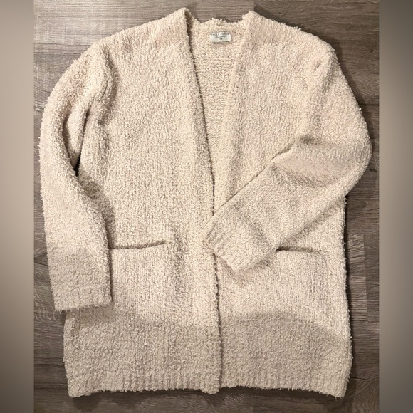 Dress Forum Cream Women's Cardigan - Picture 4 of 4